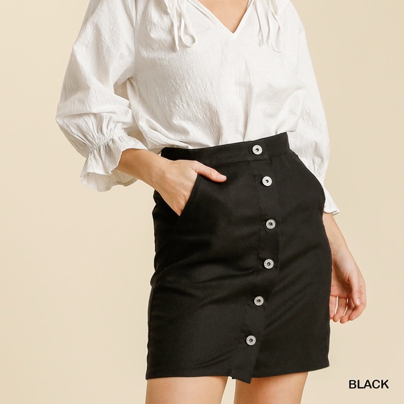 Dresses & Skirts - Black Button-Front Skirt